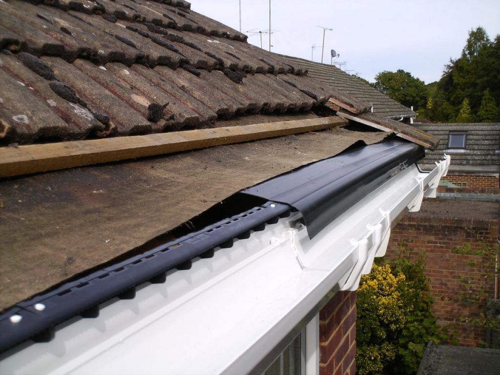 eaves roof felt gutter plastic repair roofs drain pipes fascia soffit different down roofing options last cost same much